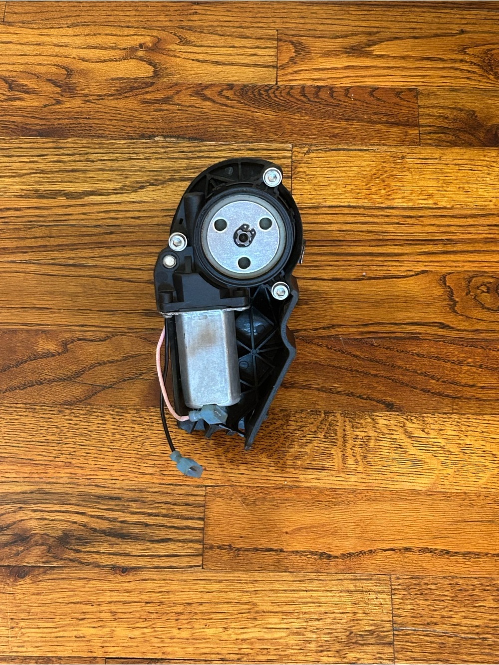 Carefree Compass Motor Head Assembly, used for automatic RV patio awnings
Travel